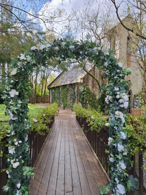 Ceremony Decor