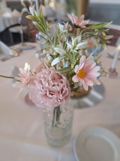 Bouquets & Venue Decor Package